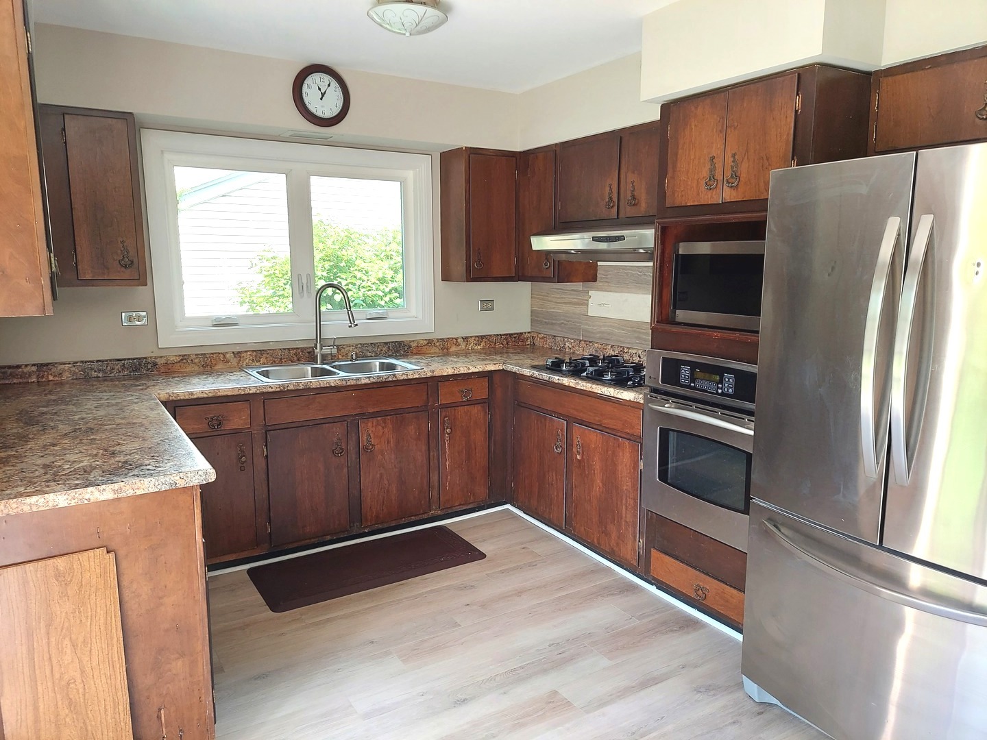 1216 Evergreen Avenue, Naperville, IL 60540