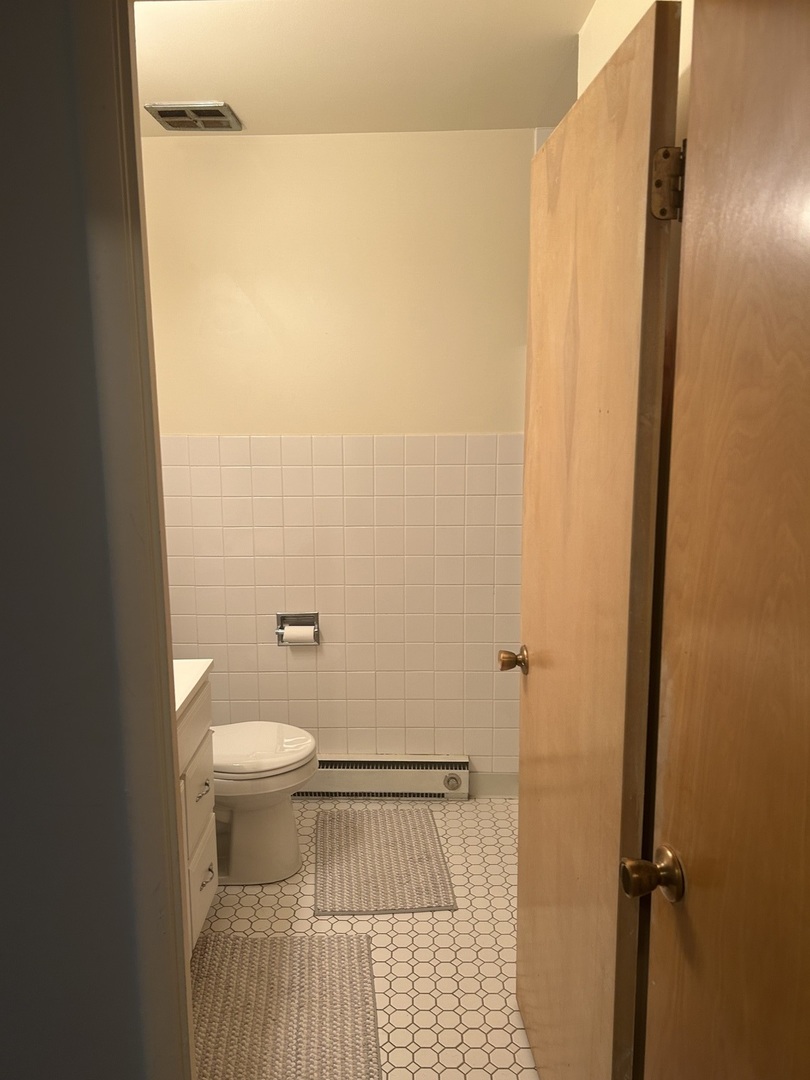 1117 Leavitt Avenue #108, Flossmoor, IL 60422