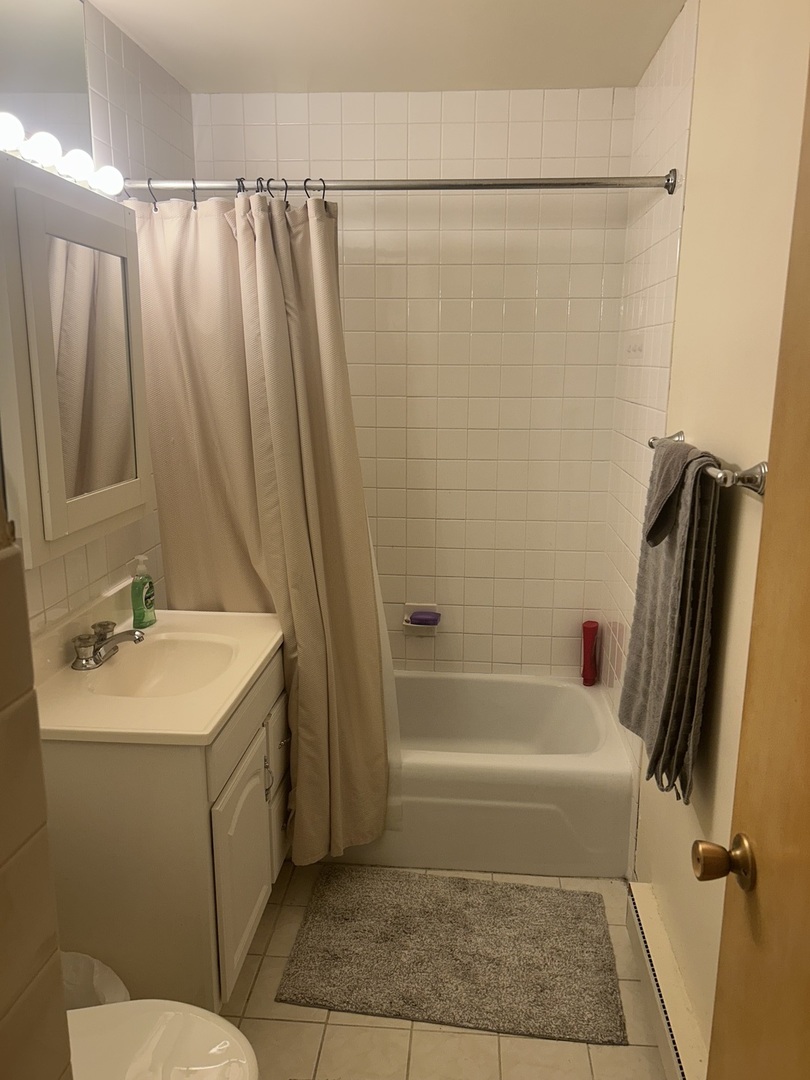 1117 Leavitt Avenue #108, Flossmoor, IL 60422
