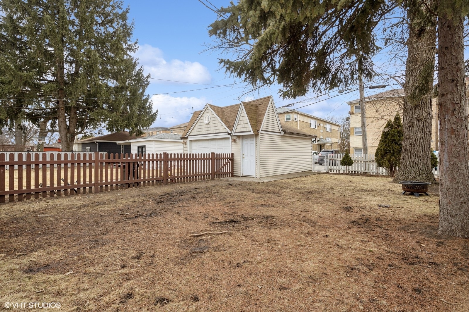 2230 Keystone Avenue, North Riverside, IL 60546