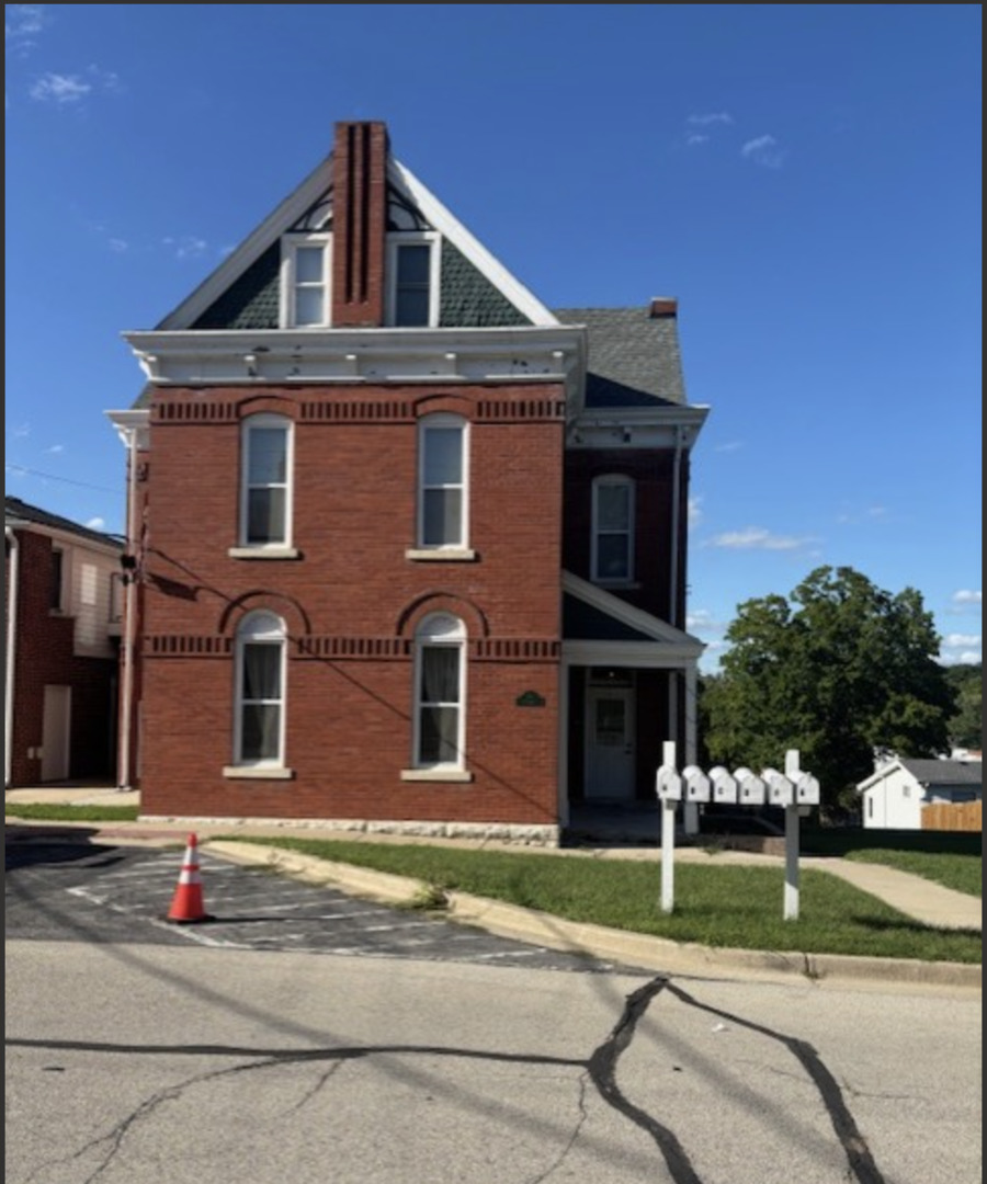111 W Madison Street, Yorkville, IL 60560