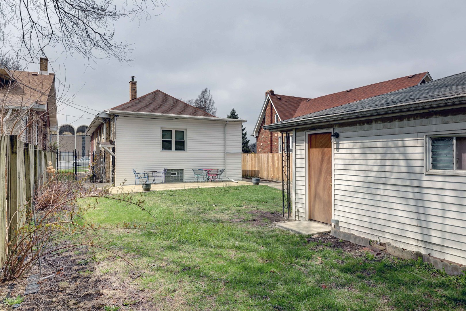 1825 S 8th Avenue, Maywood, IL 60153