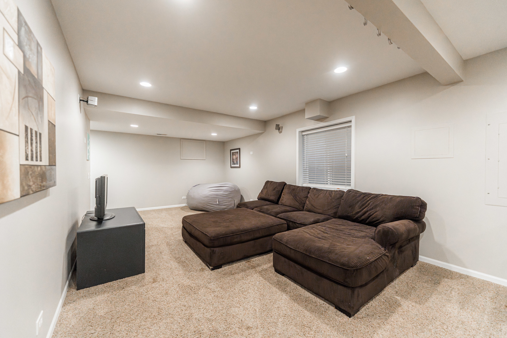 1975 Fountain Grass Circle, Bartlett, IL 60103
