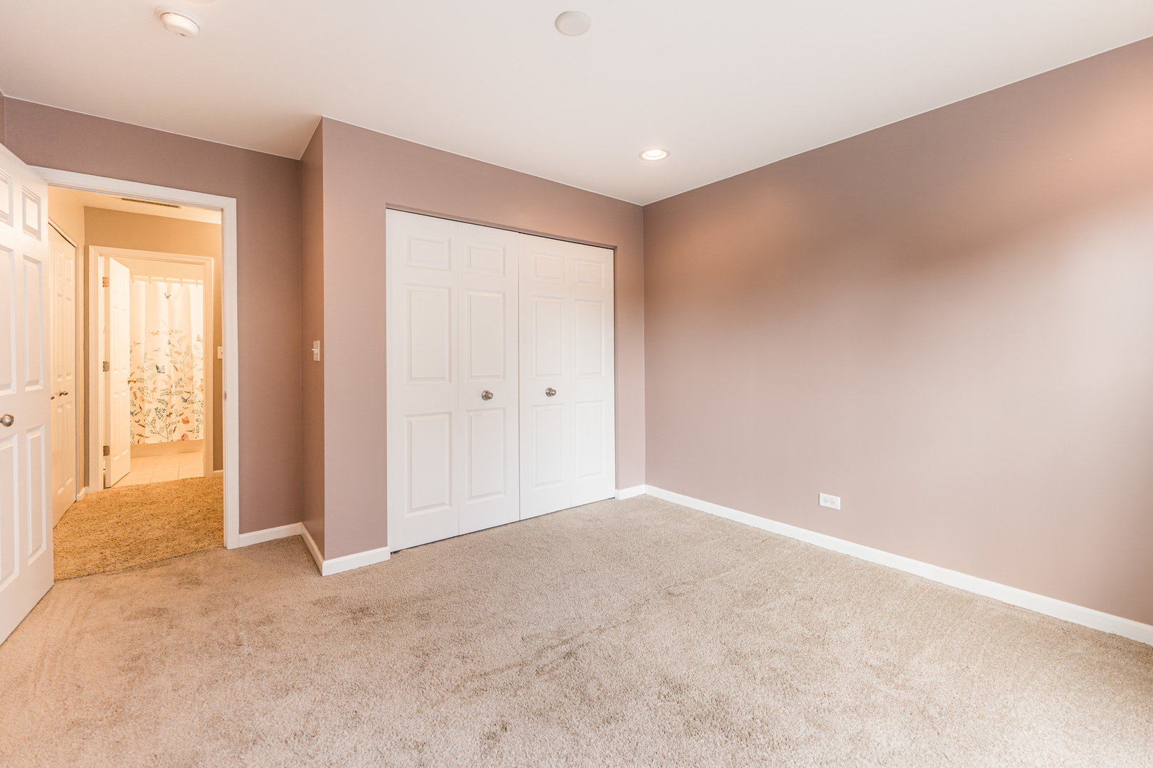 1975 Fountain Grass Circle, Bartlett, IL 60103