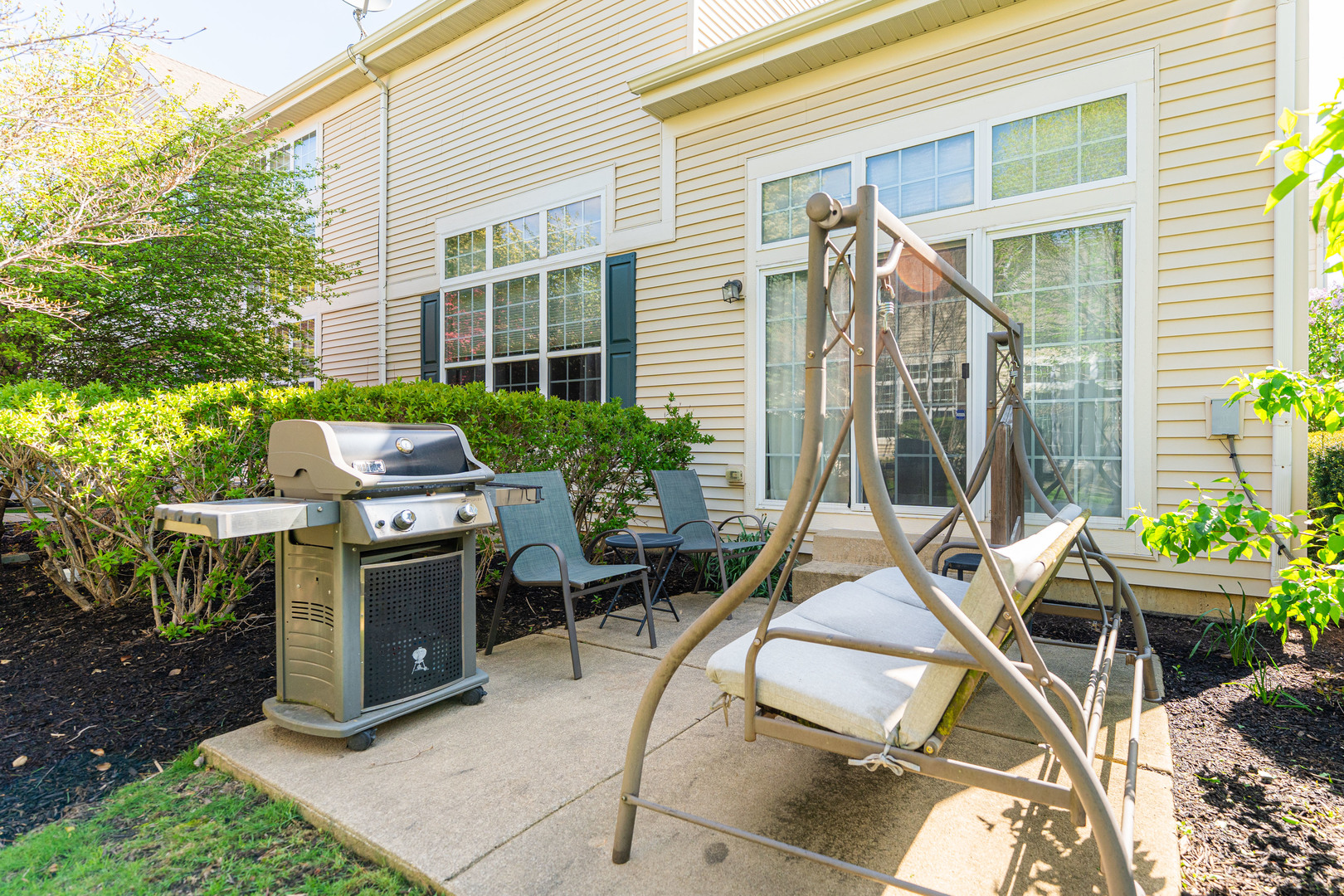 1975 Fountain Grass Circle, Bartlett, IL 60103