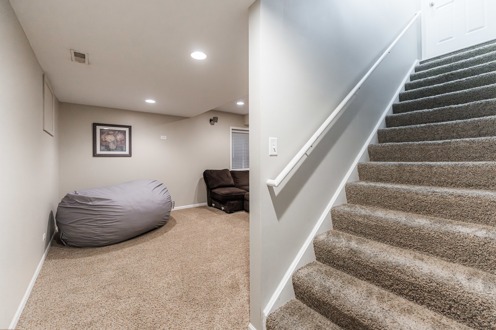 1975 Fountain Grass Circle, Bartlett, IL 60103