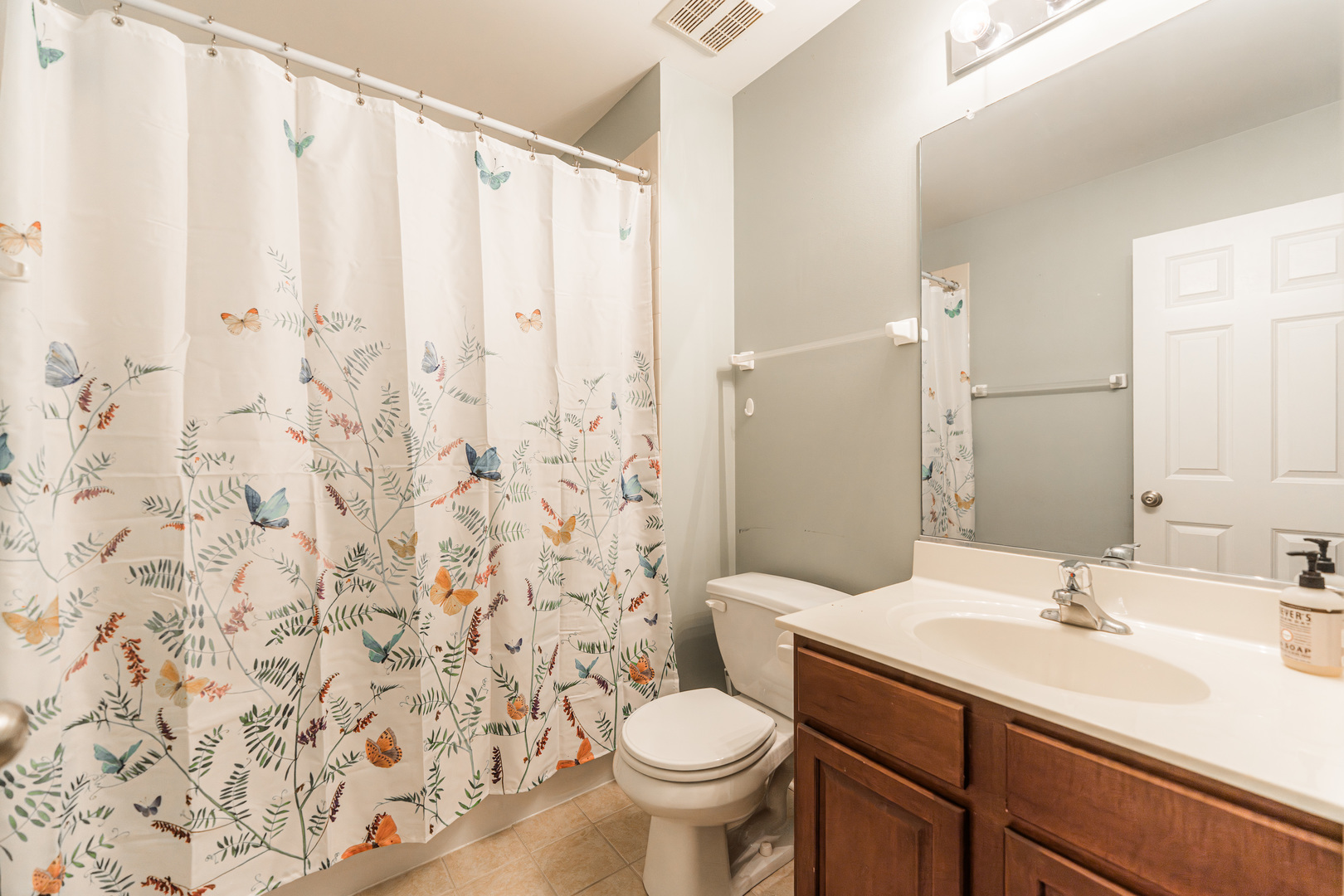 1975 Fountain Grass Circle, Bartlett, IL 60103