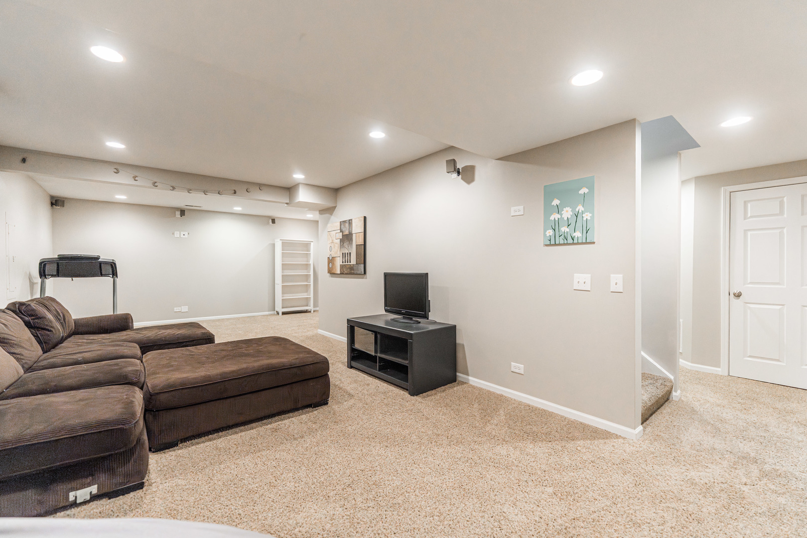 1975 Fountain Grass Circle, Bartlett, IL 60103