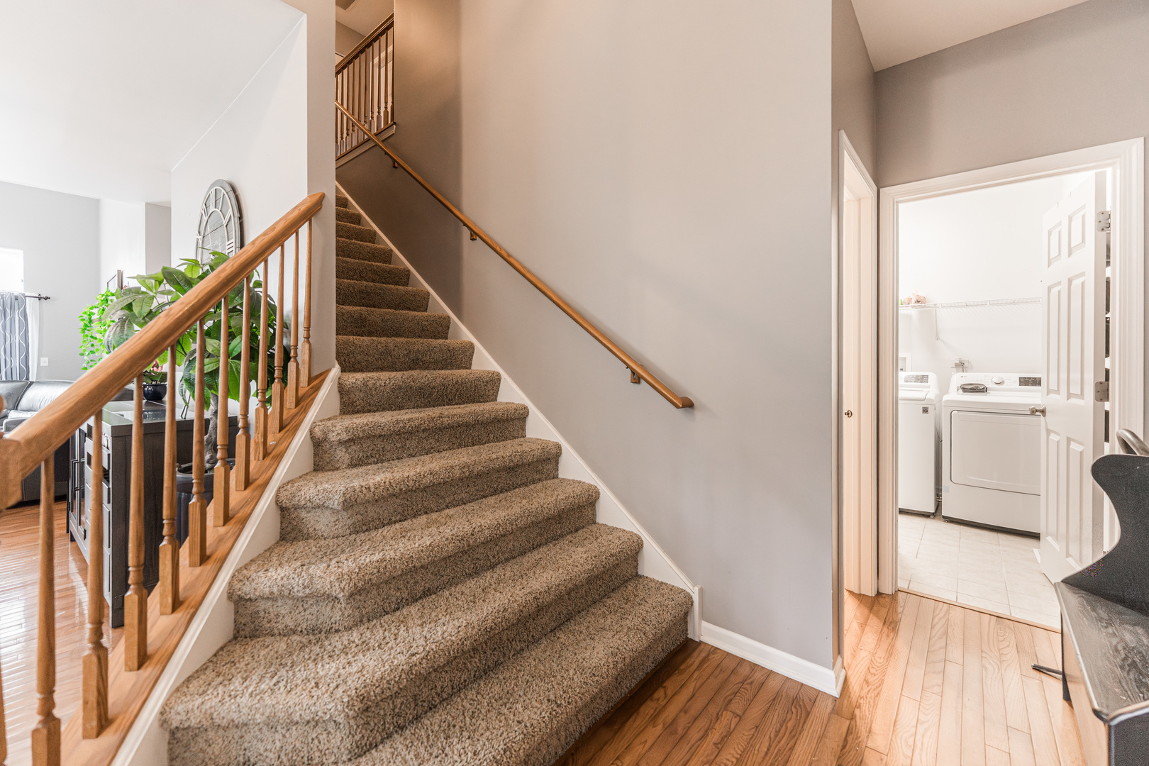 1975 Fountain Grass Circle, Bartlett, IL 60103