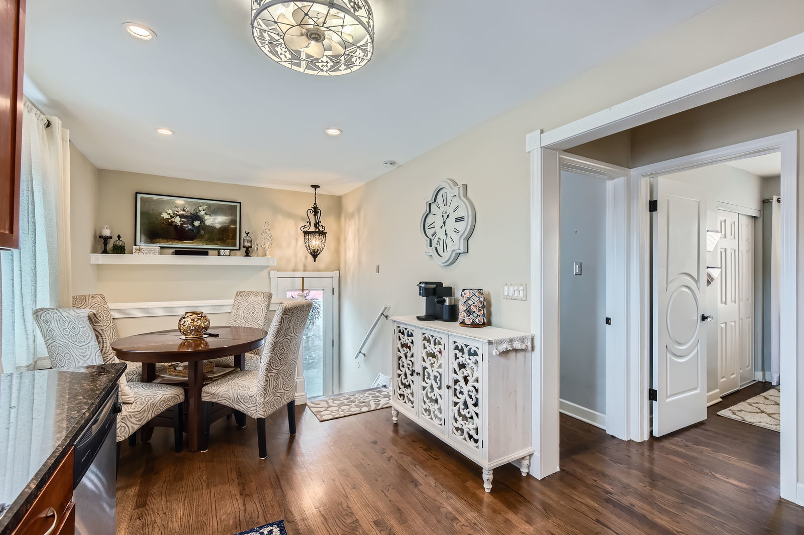 5446 S Nashville Avenue, Chicago, IL 60638