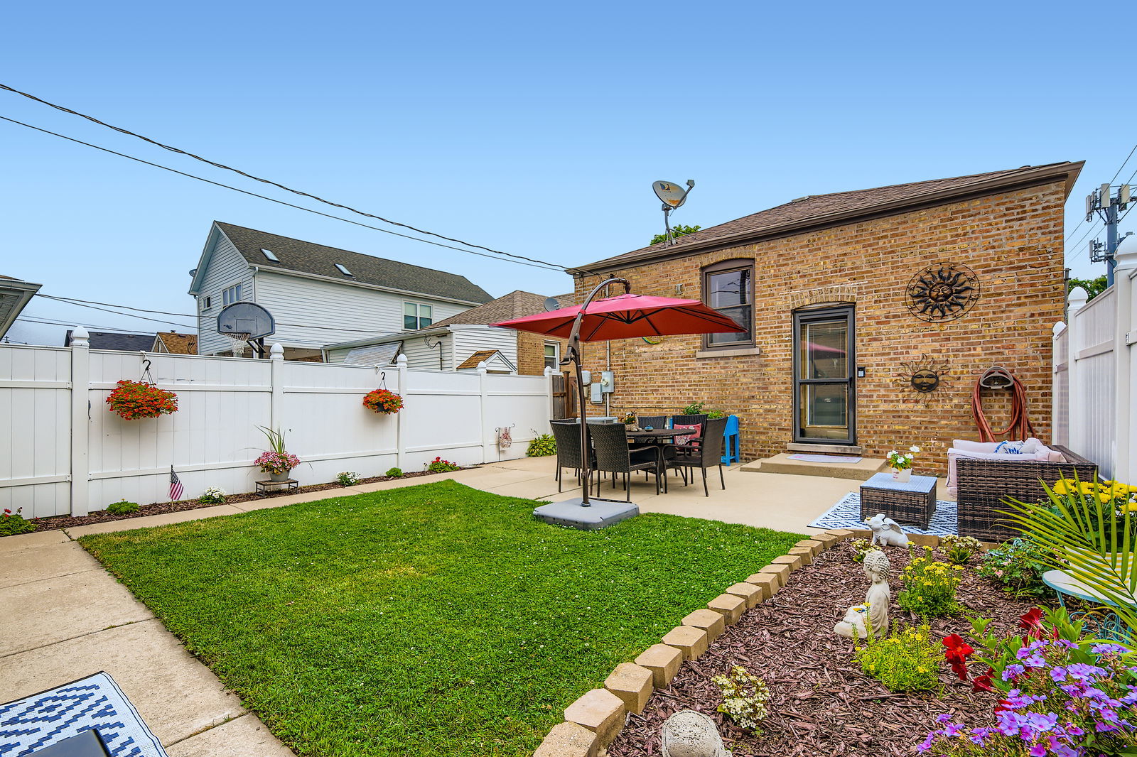 5446 S Nashville Avenue, Chicago, IL 60638