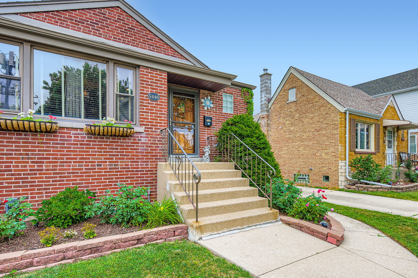 5446 S Nashville Avenue, Chicago, IL 60638
