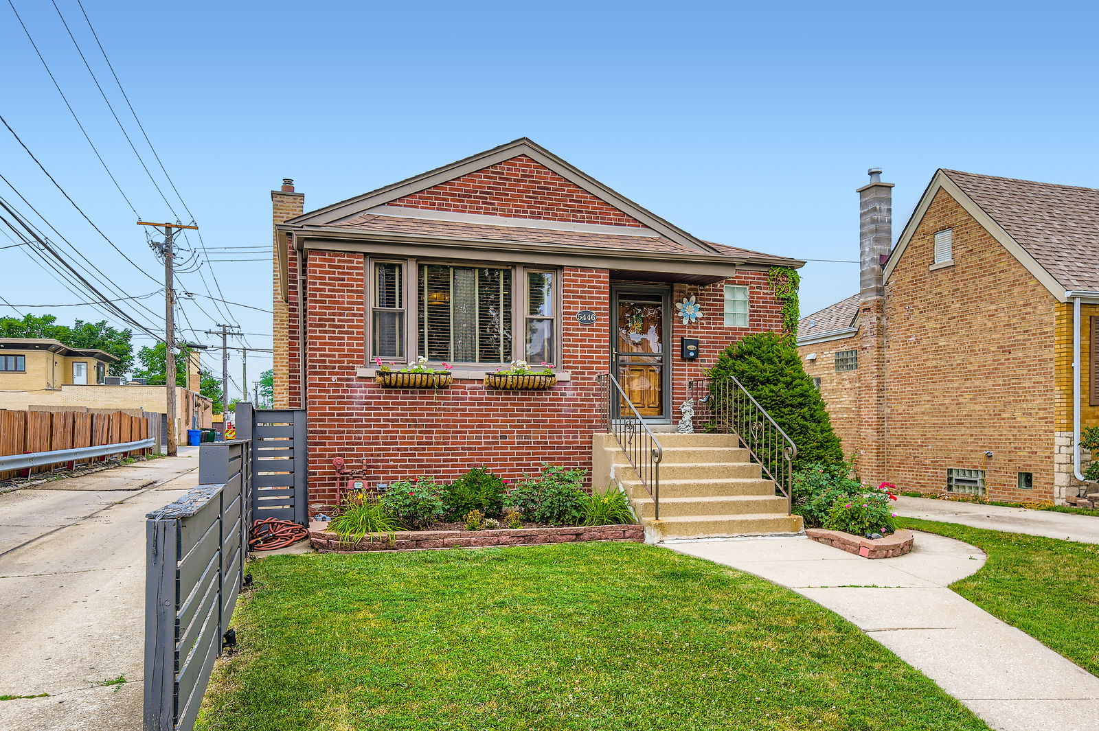 5446 S Nashville Avenue, Chicago, IL 60638