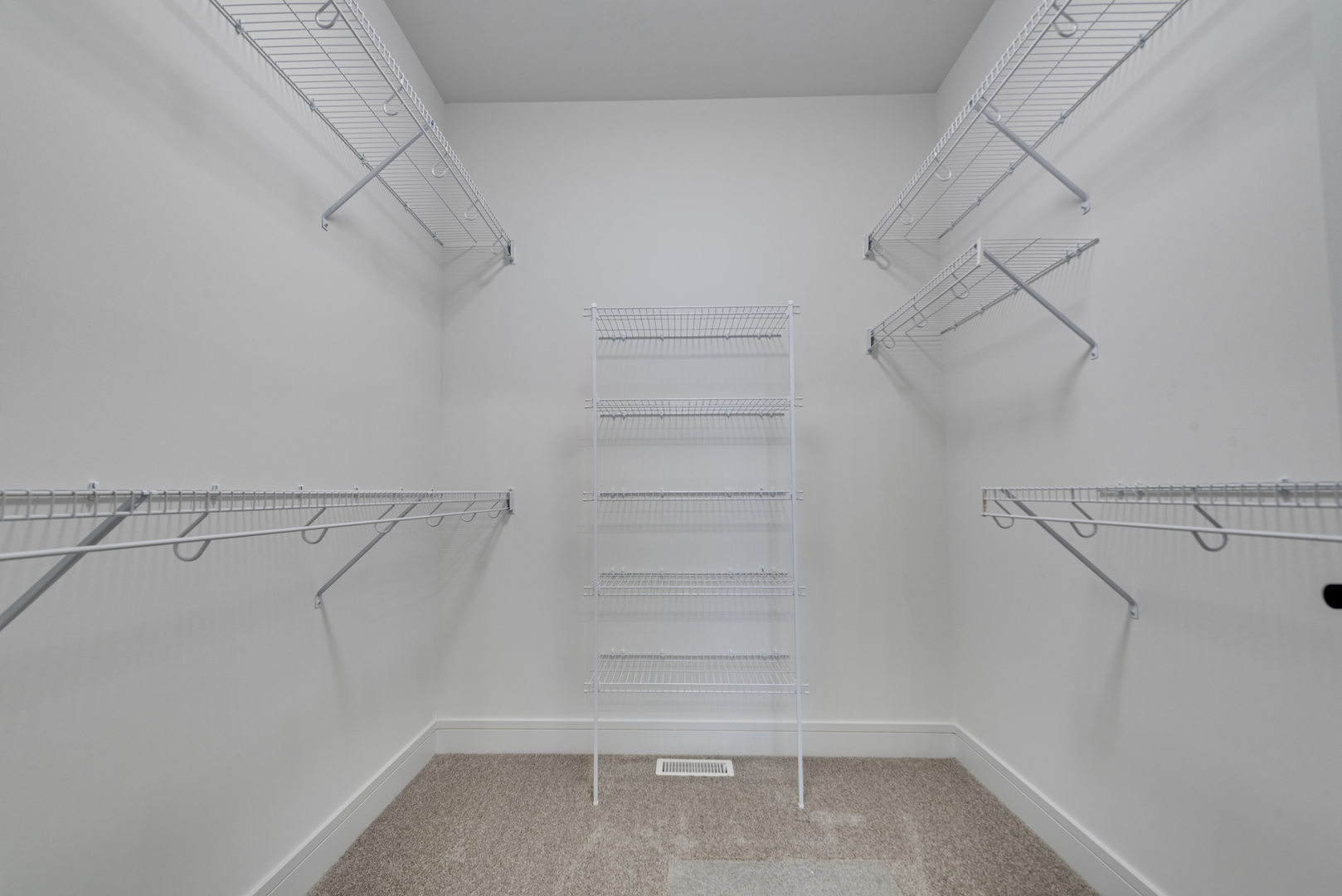 11668 Misty Creek Lane, Frankfort, IL 60423