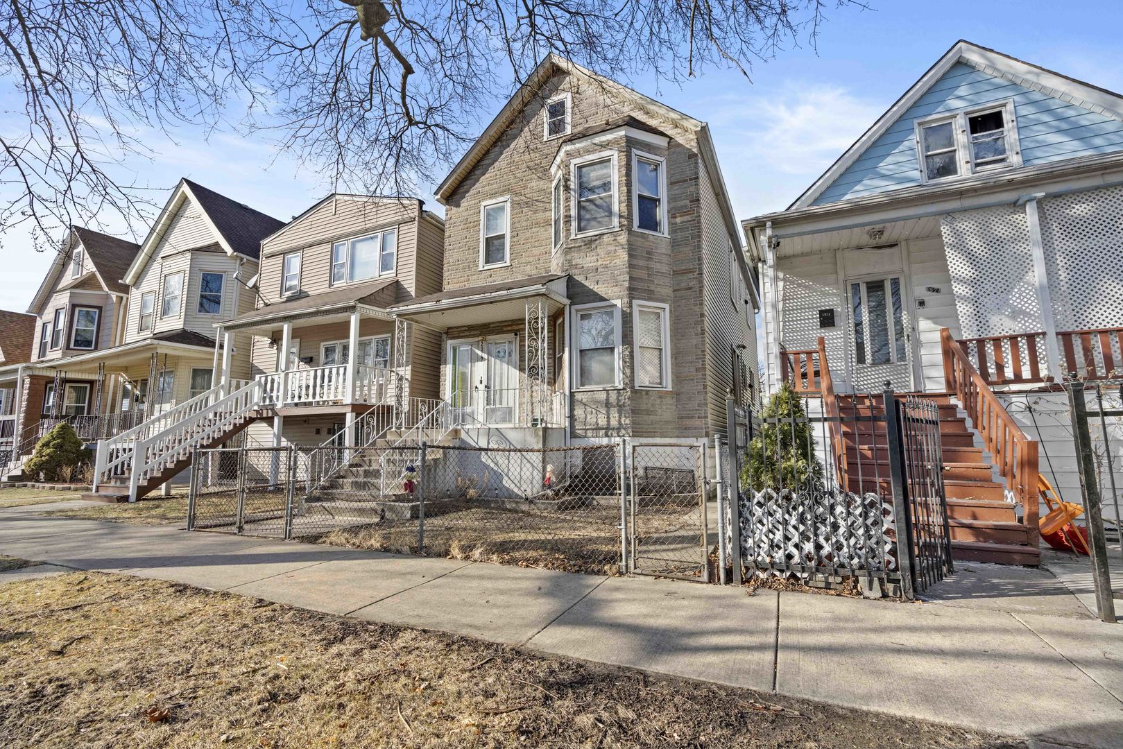 2922 E 97th Street, Chicago, IL 60617