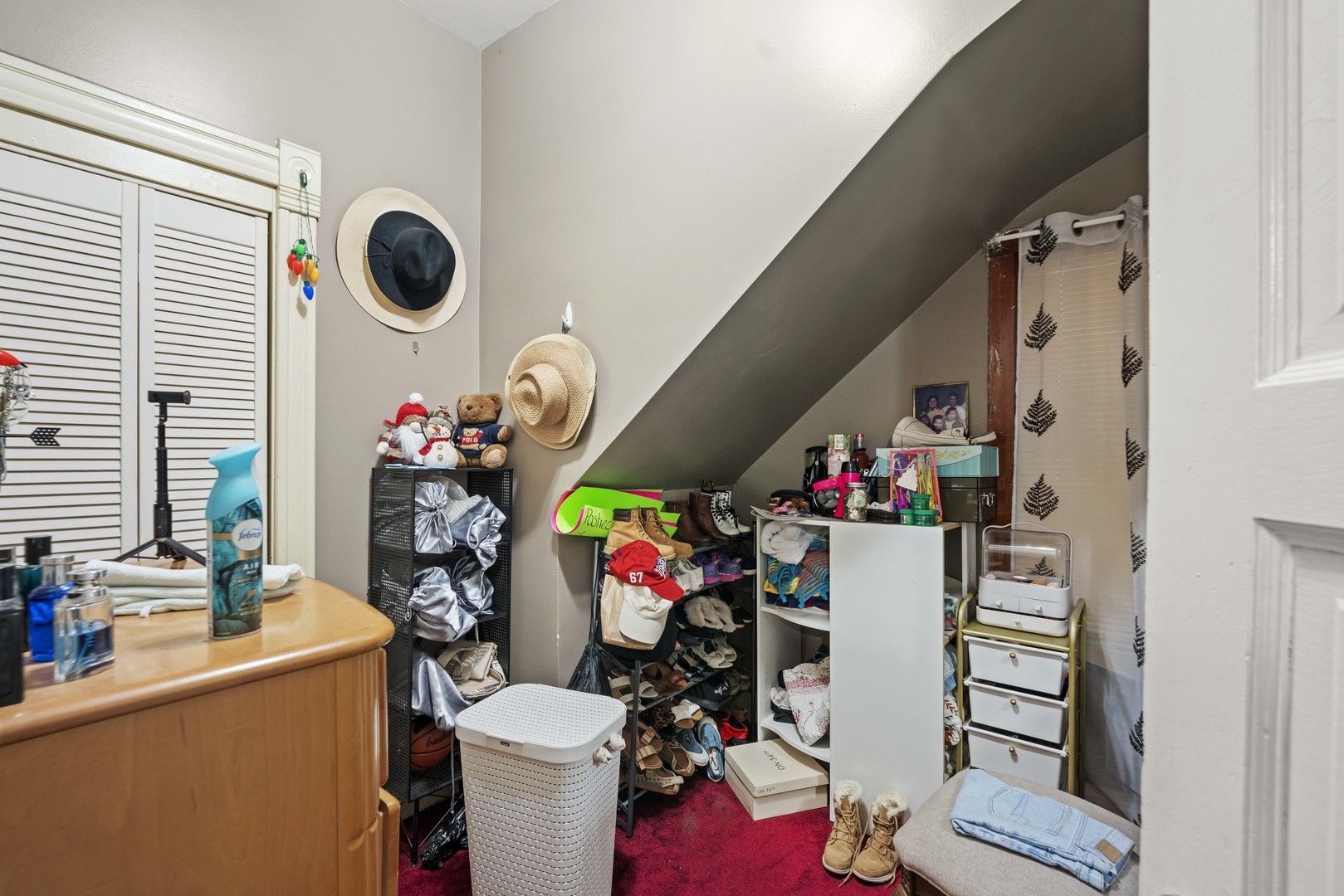 2922 E 97th Street, Chicago, IL 60617