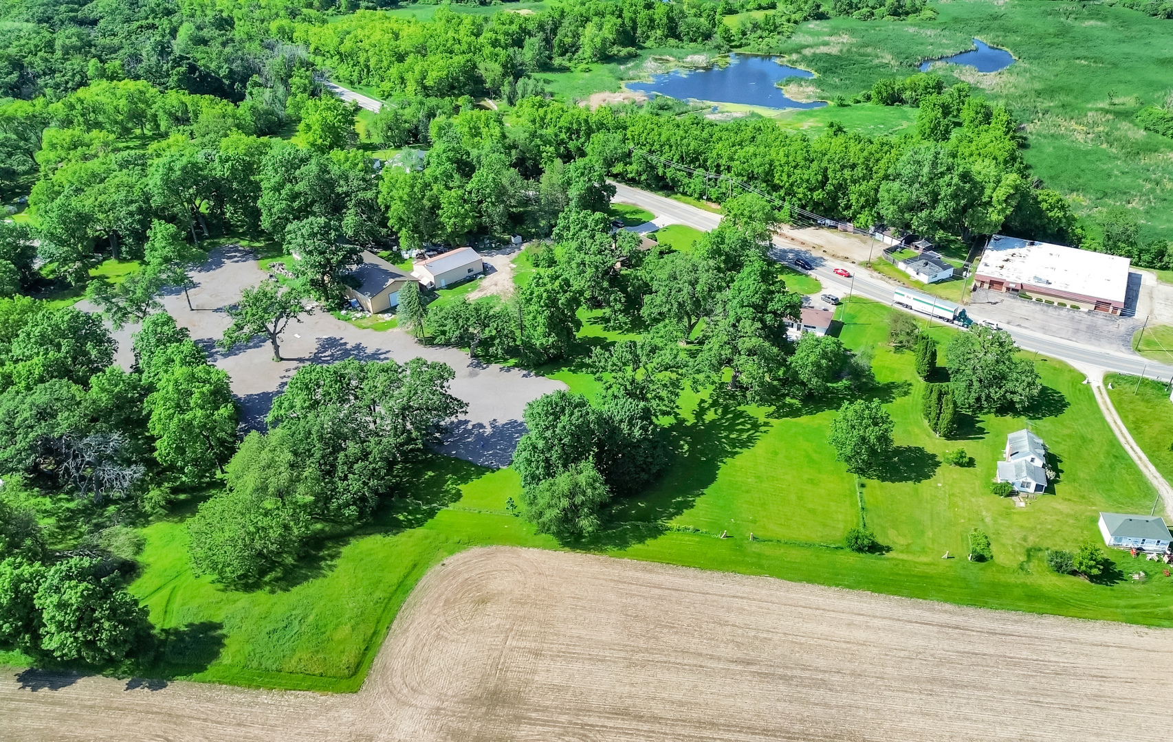 41W625 US Highway 20, Hampshire, IL 60140