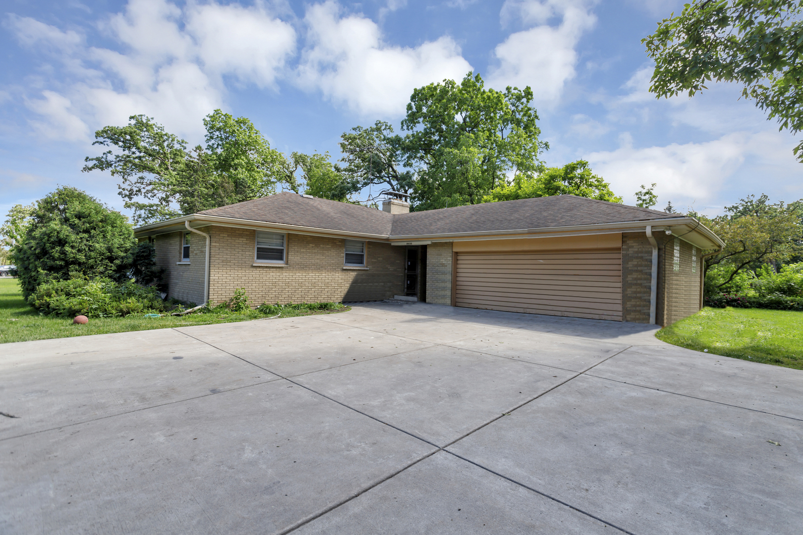 41W625 US Highway 20, Hampshire, IL 60140