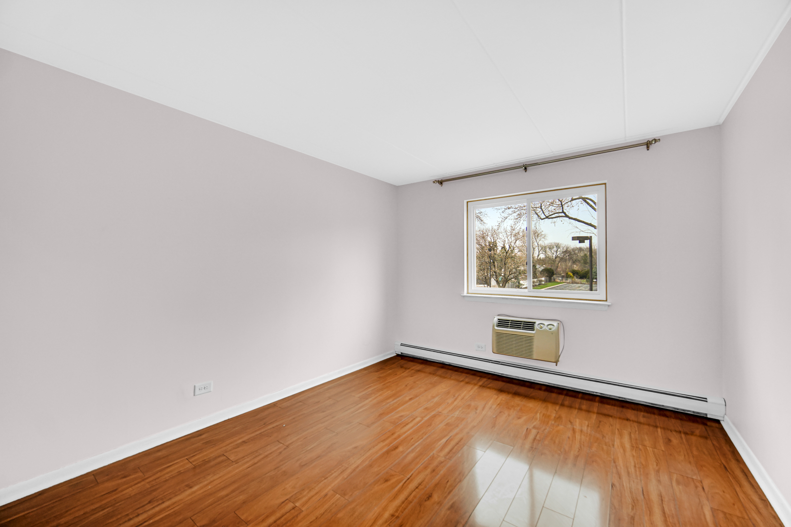 520 Burning Tree Lane #206, Naperville, IL 60563