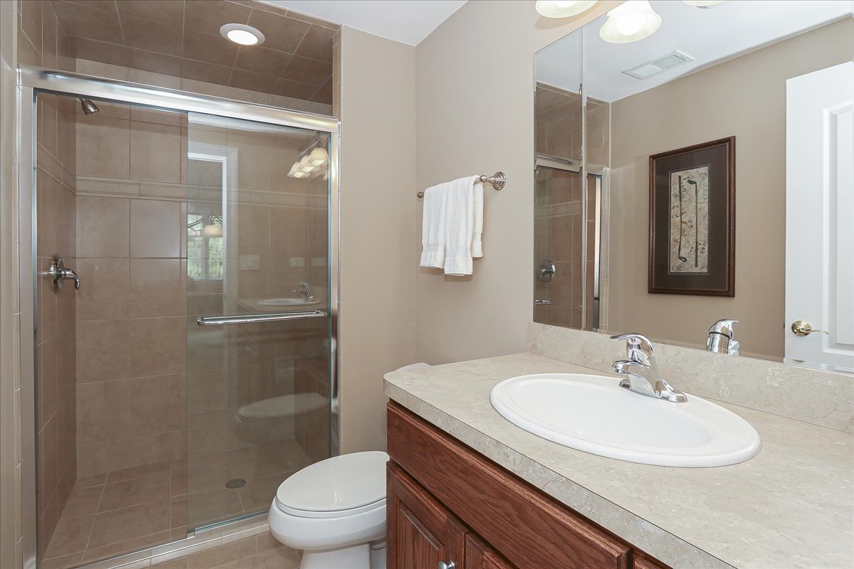 145 Rose Drive, Bloomingdale, IL 60108