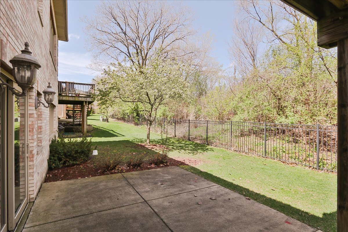 145 Rose Drive, Bloomingdale, IL 60108