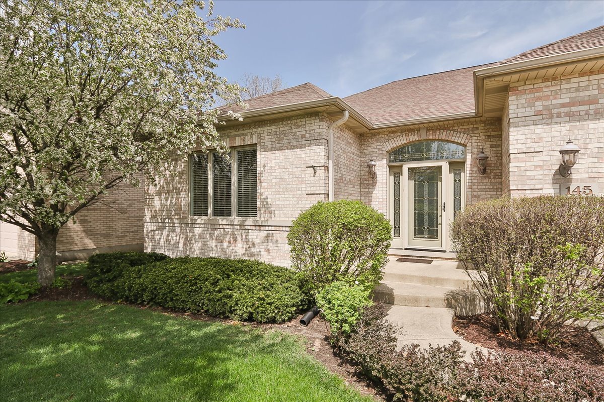 145 Rose Drive, Bloomingdale, IL 60108