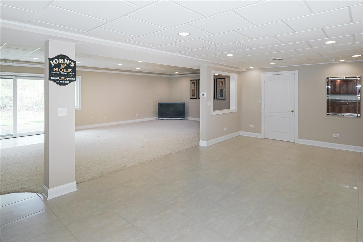 145 Rose Drive, Bloomingdale, IL 60108