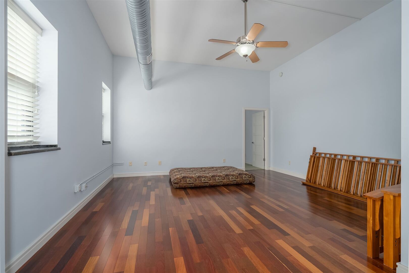 212 N Center Street #402, Bloomington, IL 61701