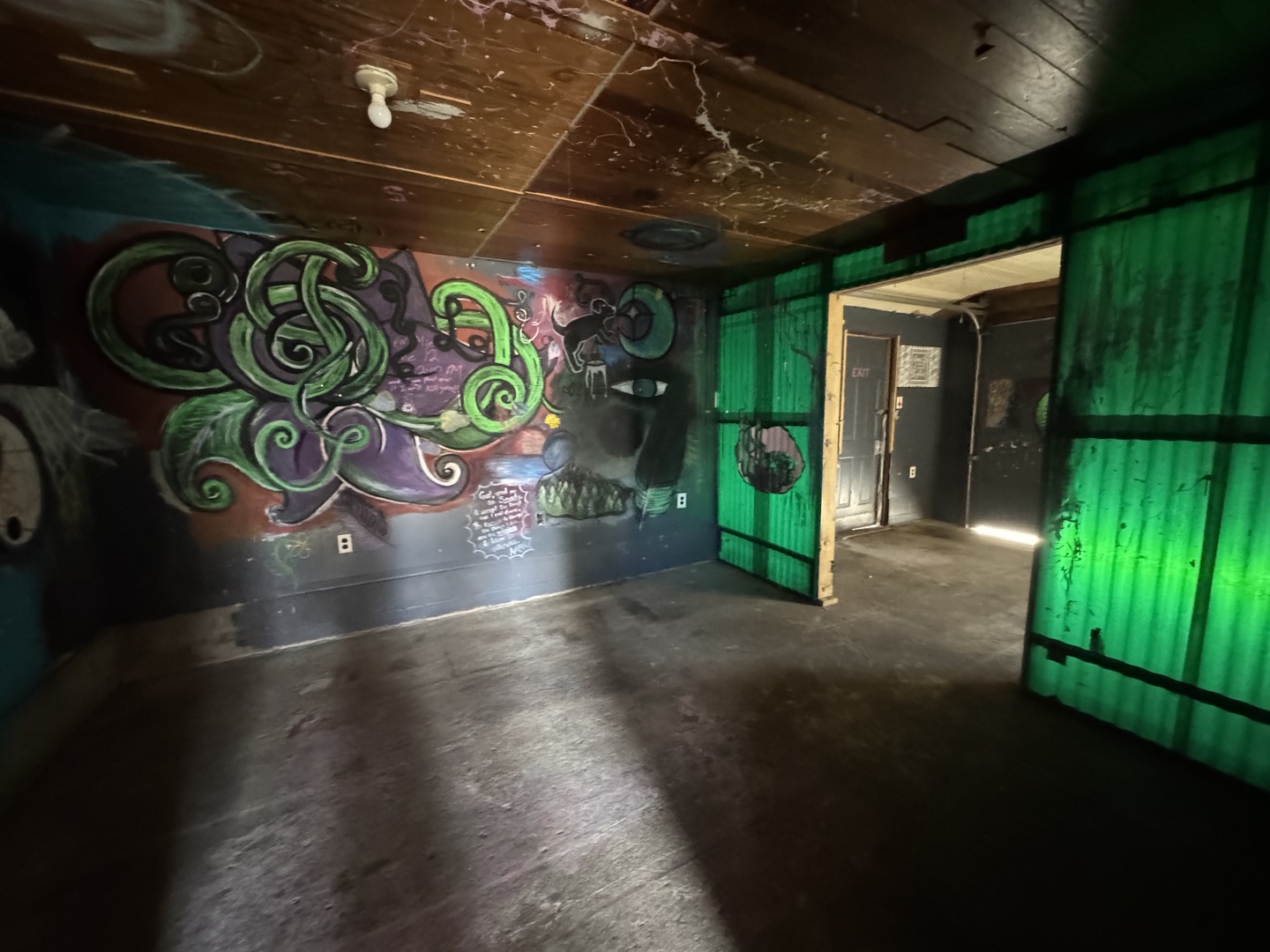 944 E Walnut Street, Canton, IL 61520