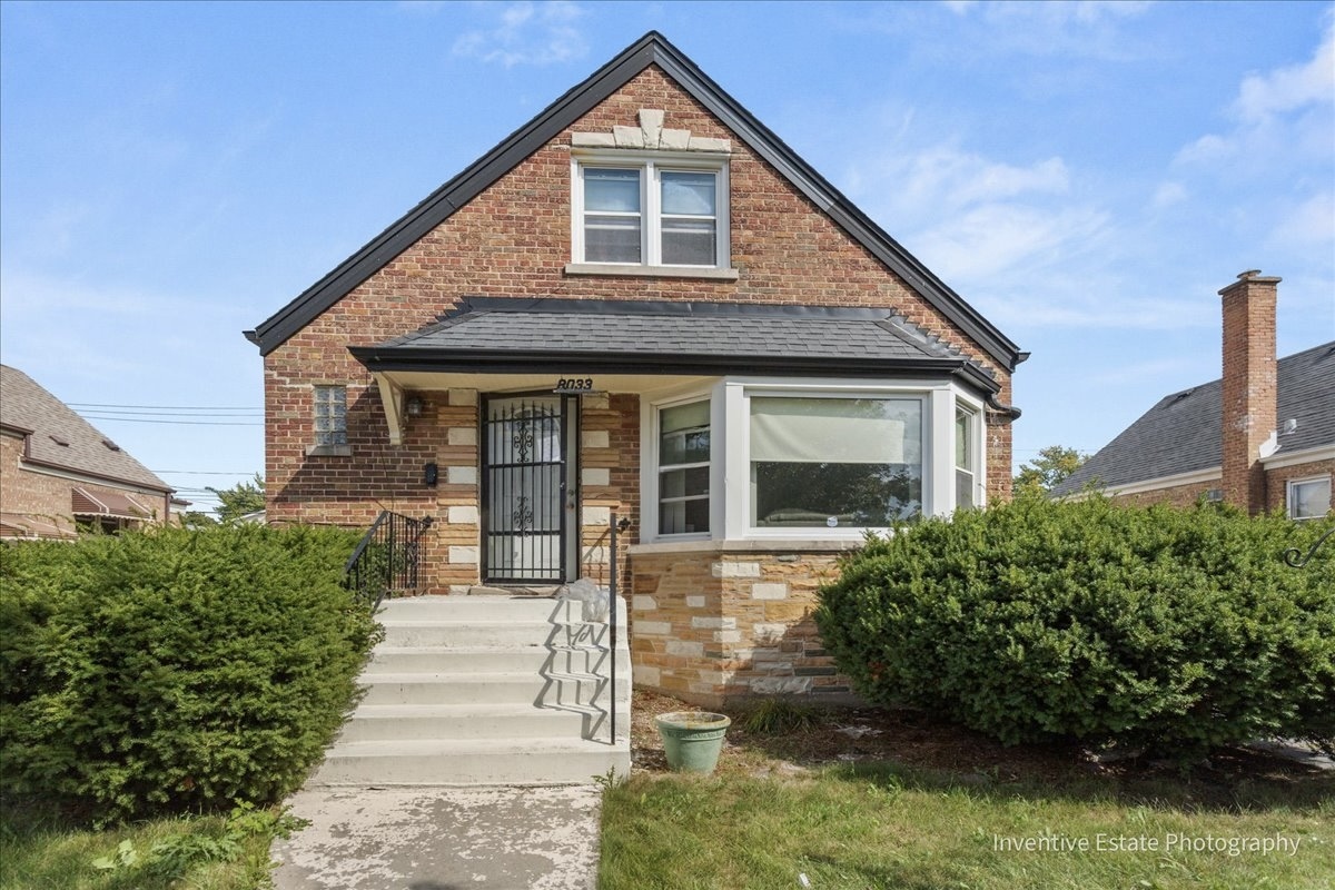 8033 S Kedzie Avenue, Chicago, IL 60652
