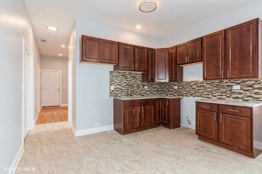1509 S Ridgeway Avenue, Chicago, IL 60623