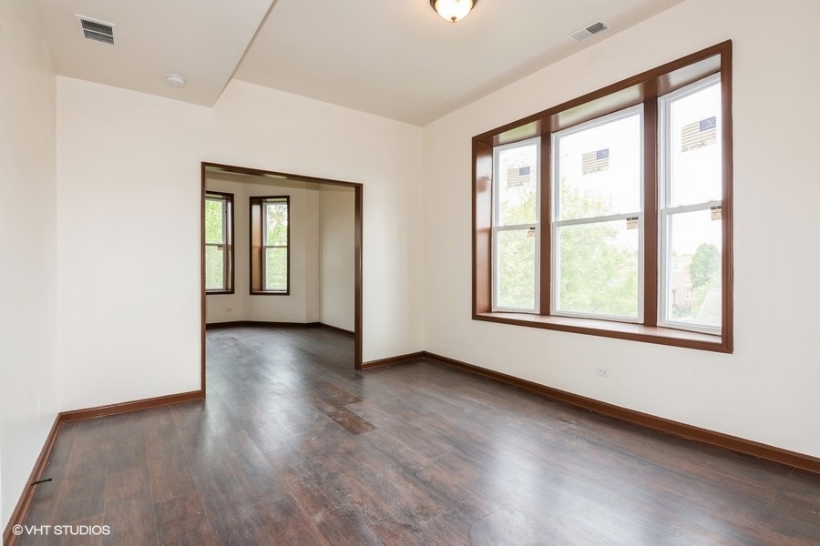 1509 S Ridgeway Avenue, Chicago, IL 60623