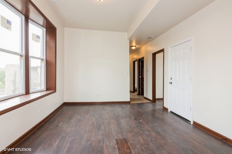 1509 S Ridgeway Avenue, Chicago, IL 60623