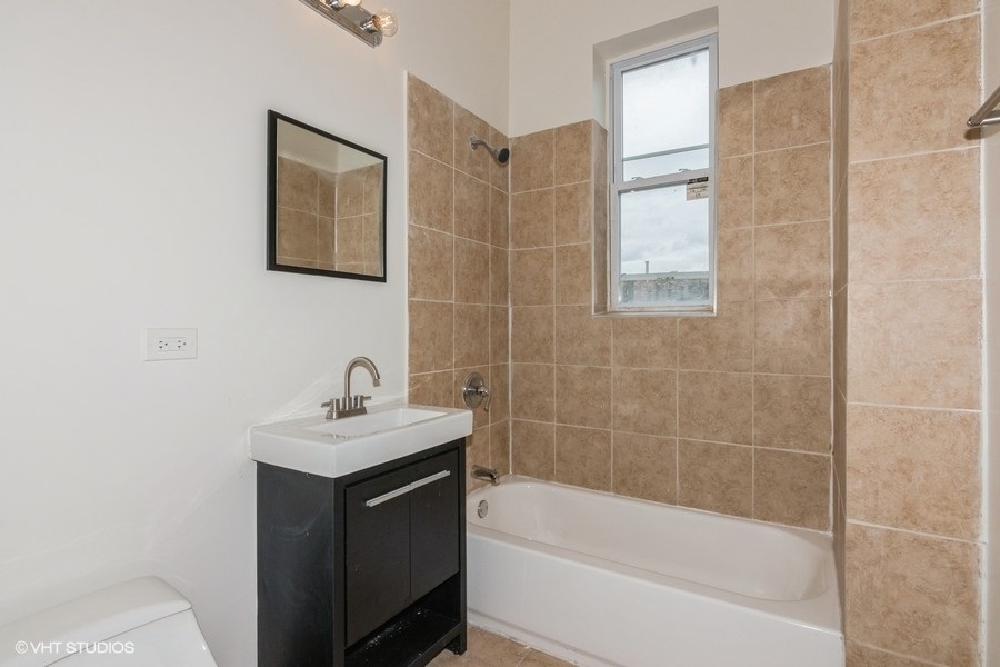 1509 S Ridgeway Avenue, Chicago, IL 60623
