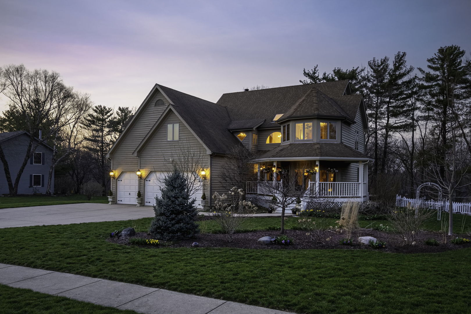 639 White Oak Way, Yorkville, IL 60560