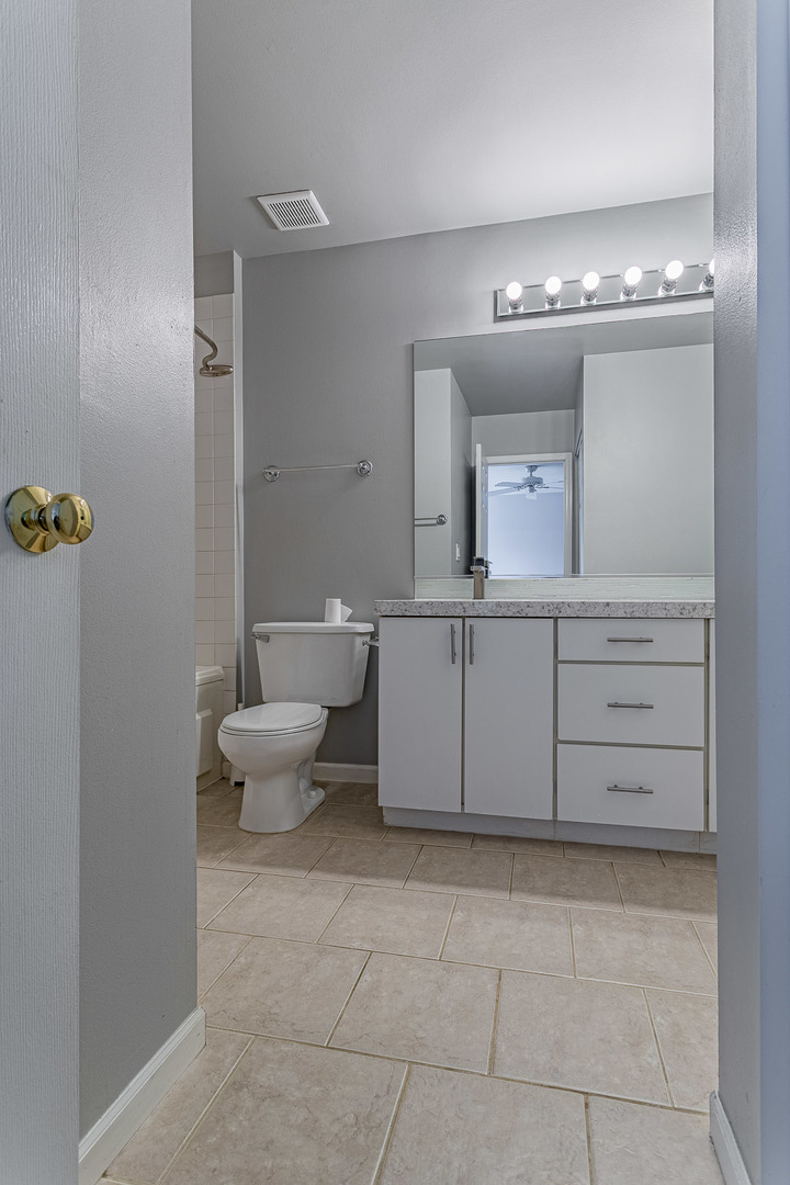 341 W Prairie Circle, Itasca, IL 60143