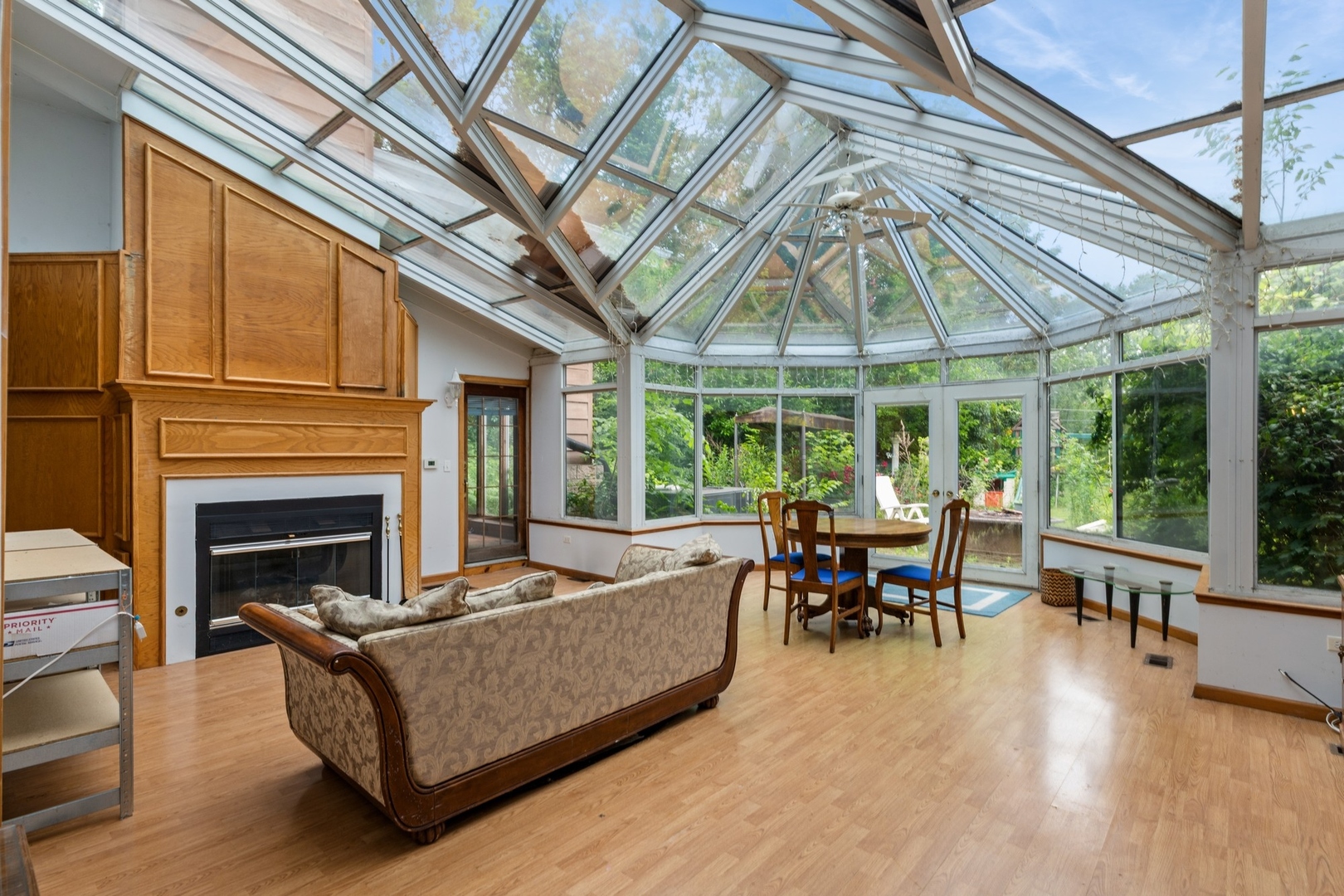 604 E Camp Mcdonald Road, Prospect Heights, IL 60070