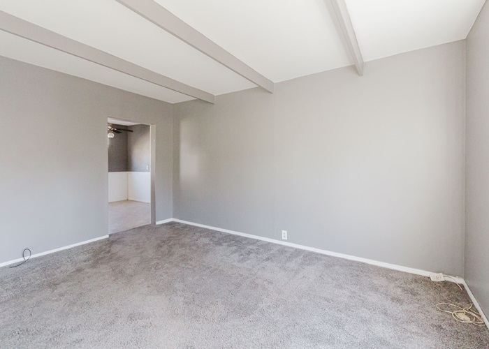 203 E N Street, Heyworth, IL 61745