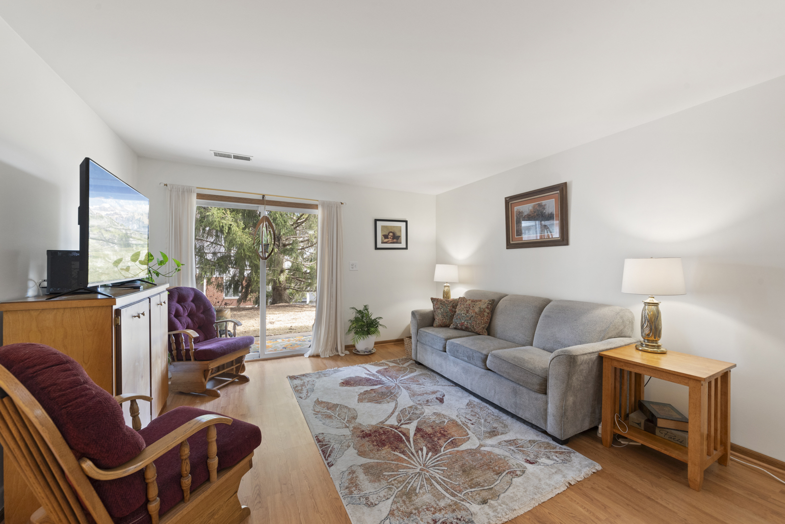 323 Sheffield Court #5, Roselle, IL 60172