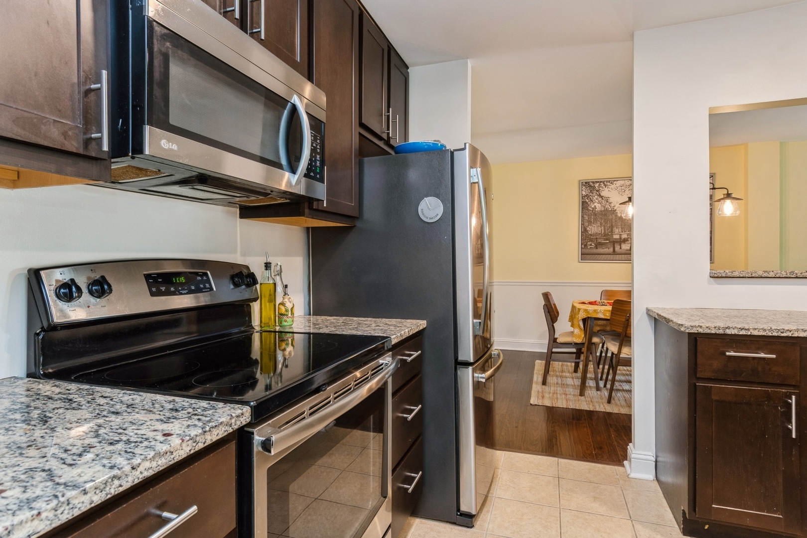 6565 Main Street #204, Downers Grove, IL 60516