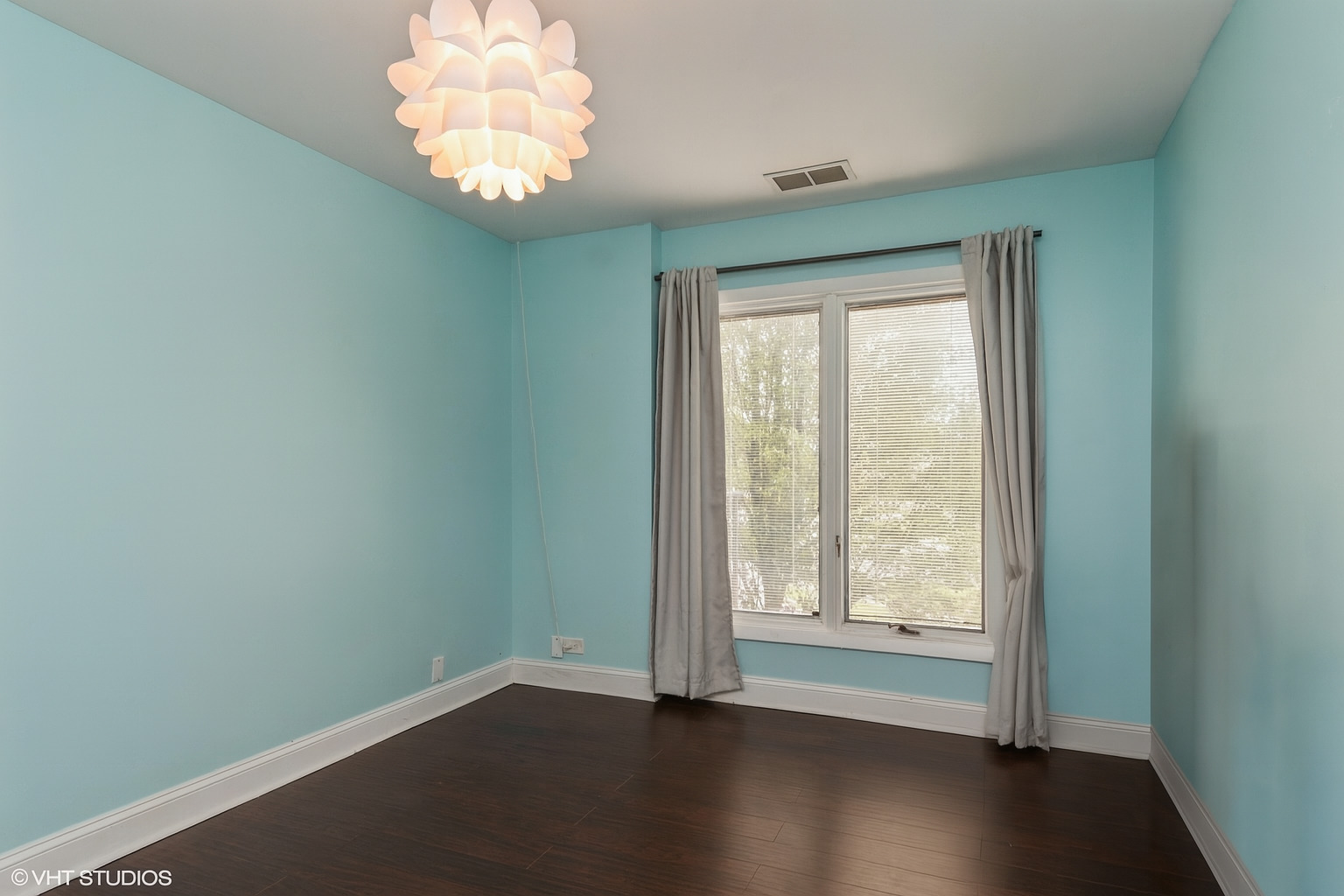 6565 Main Street #204, Downers Grove, IL 60516