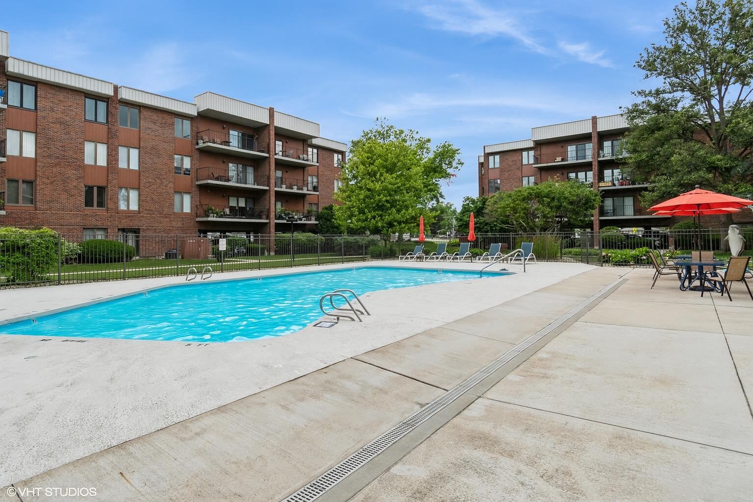 6565 Main Street #204, Downers Grove, IL 60516