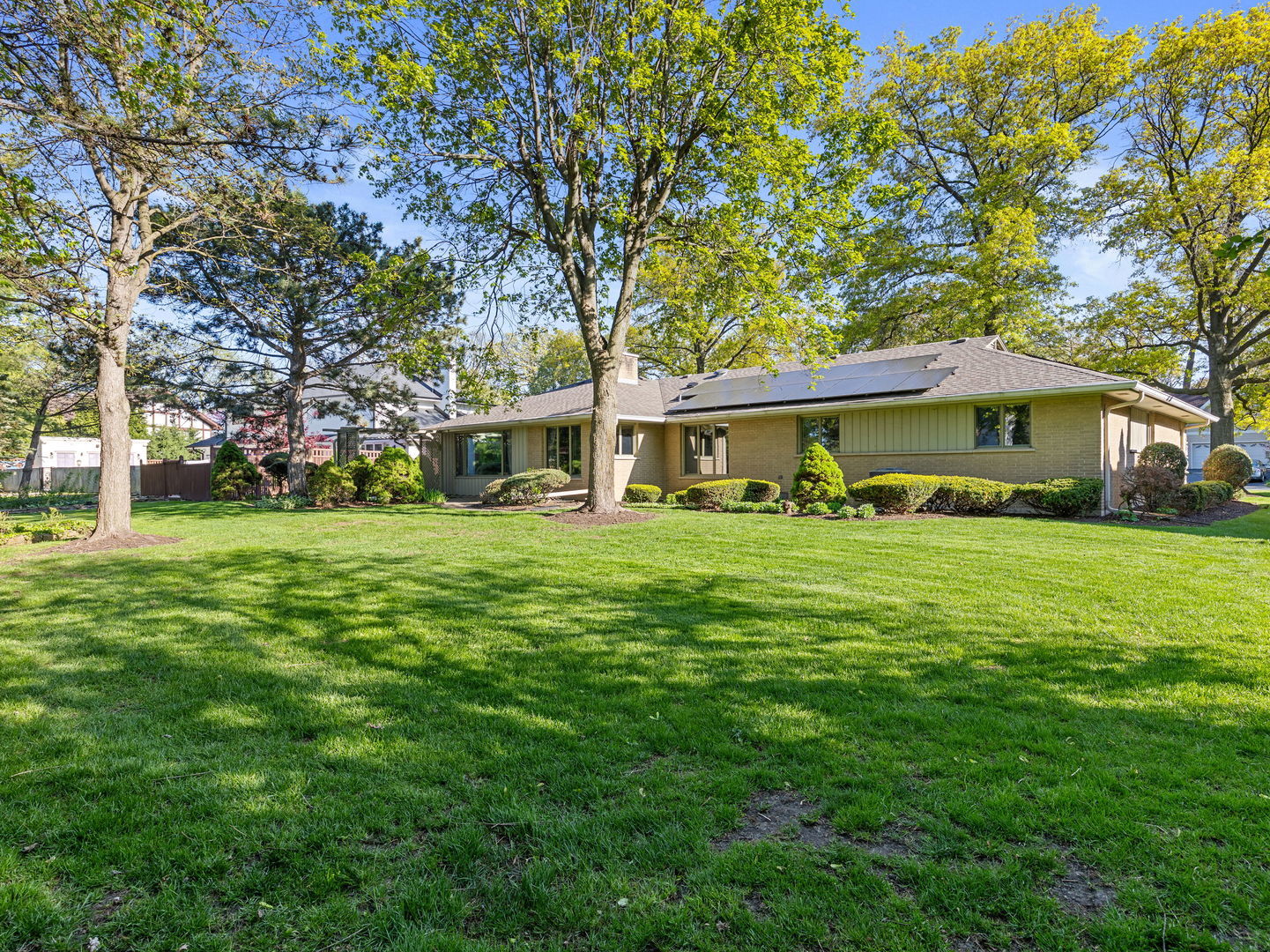 41 Mockingbird Lane, Oak Brook, IL 60523