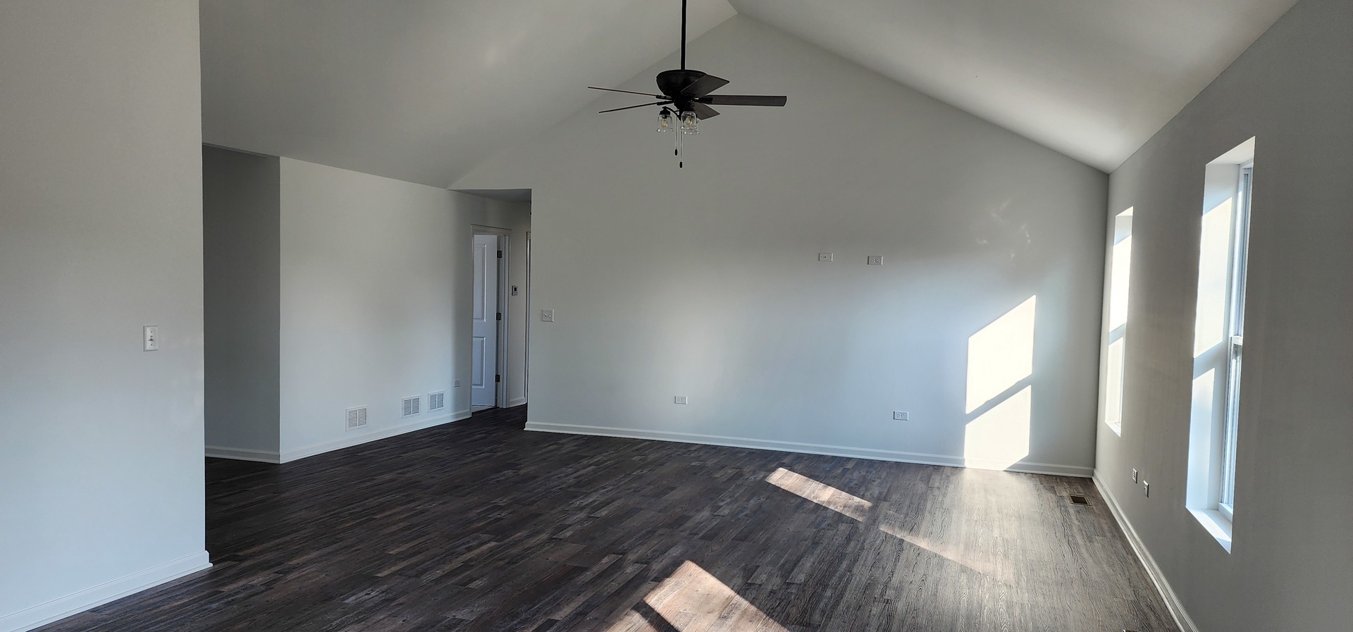 1001 Foxgrove Drive, Coal City, IL 60416