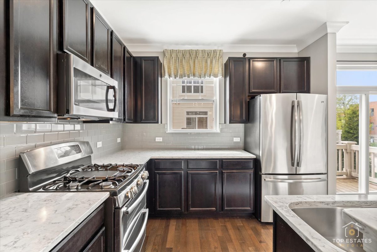 103 Lexington Lane, Rolling Meadows, IL 60008