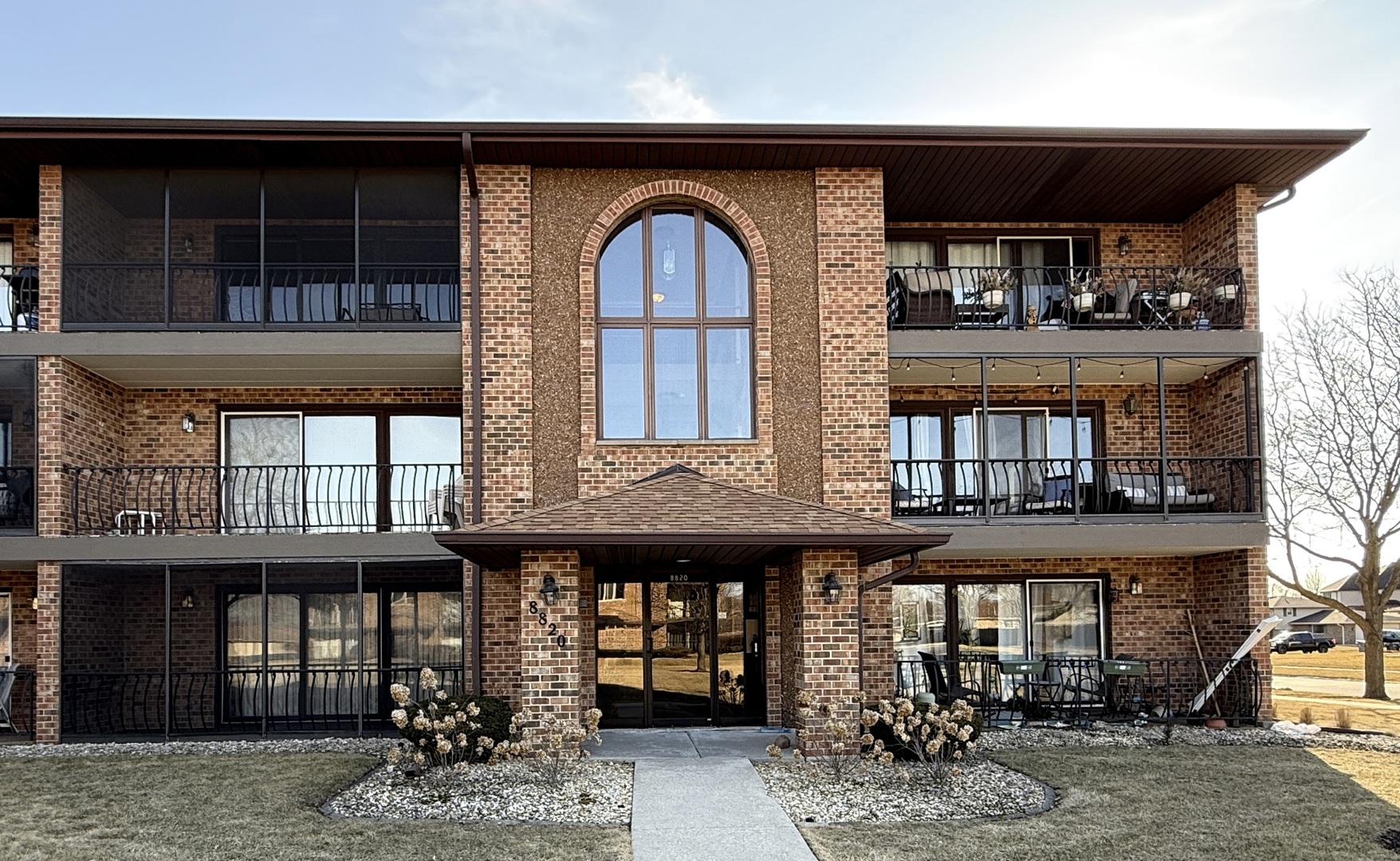 8820 W 140th Street #2A, Orland Park, IL 60462
