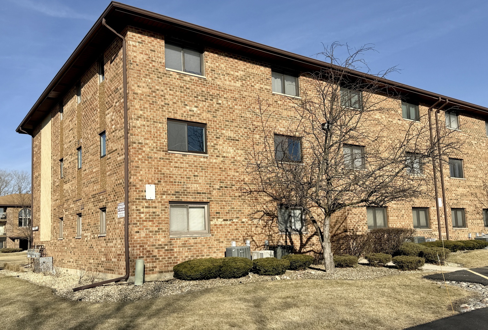 8820 W 140th Street #2A, Orland Park, IL 60462
