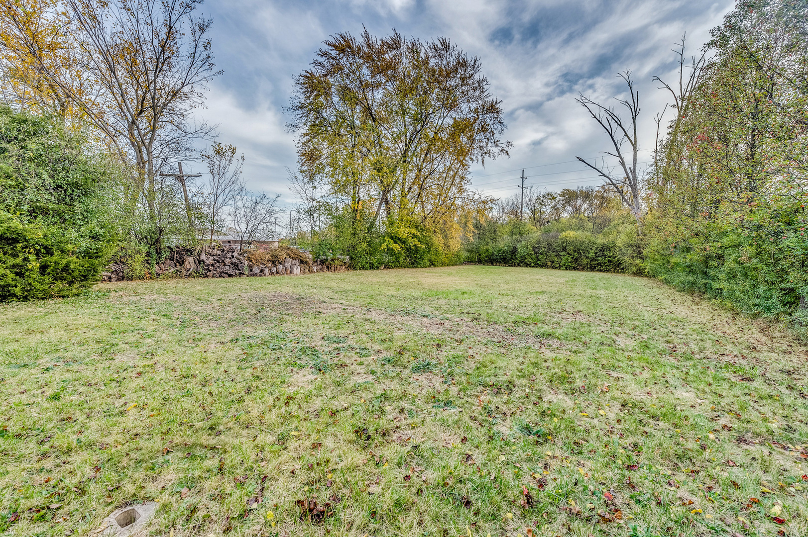 17W517 Manor Lane, Villa Park, IL 60181