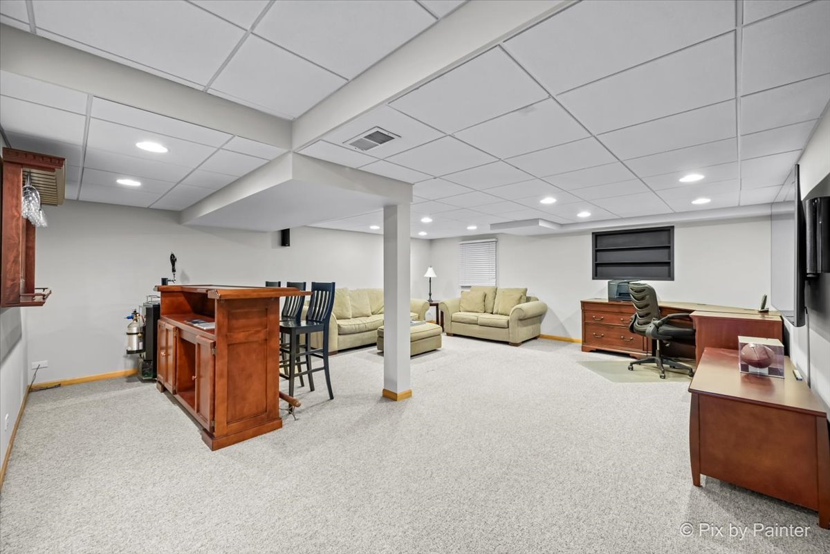 1023 Trillium Trail, West Chicago, IL 60185
