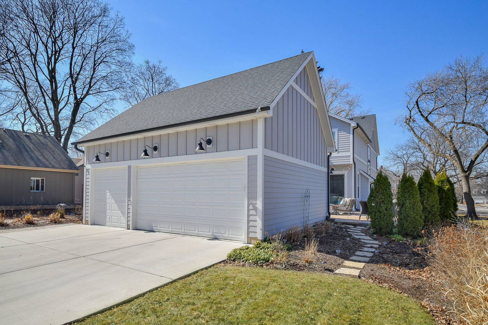 736 N Ellsworth Street, Naperville, IL 60563